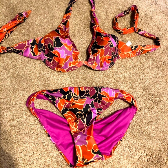 VS bikini 👙 - Picture 1 of 1